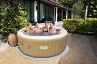 Bestway 58461 BW Мягкая модульная подстилка для СПА бассейнов Bestway 58461 BW Мягкая модульная подстилка для СПА бассейнов